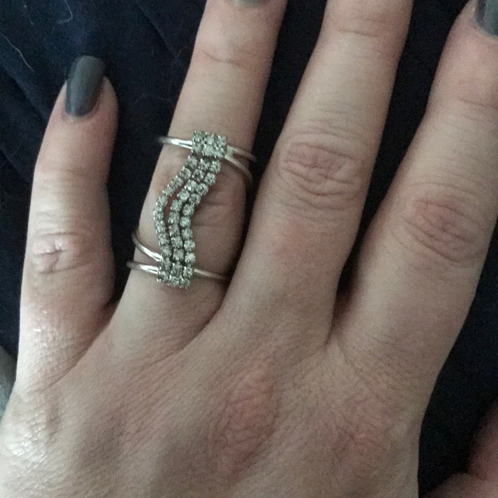 Silver party ring, super unique.Never worn! Sz.7-9